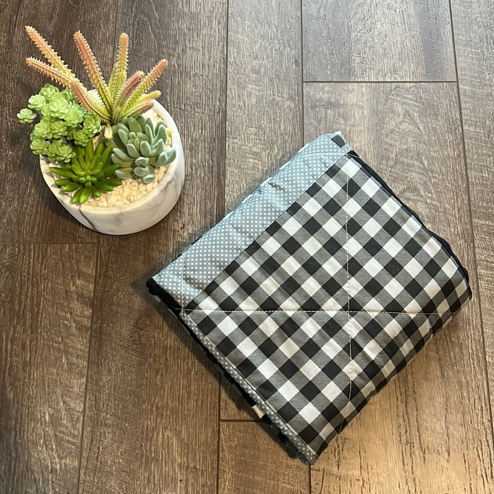 New Handmade Quilt/Throw black and gray C3